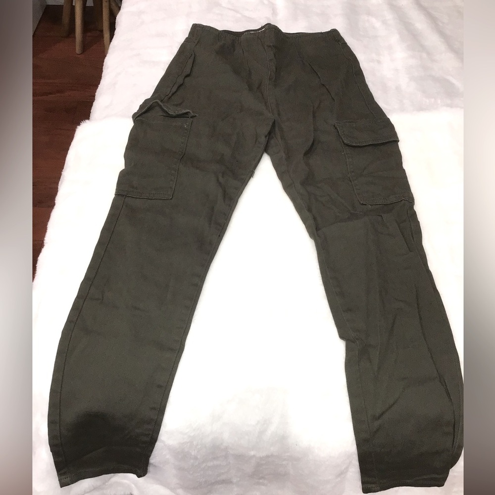 Kids 10/11 pants for $12 from Tinseltown